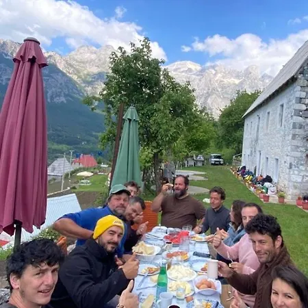 The Eagle Lodge Gjelaj